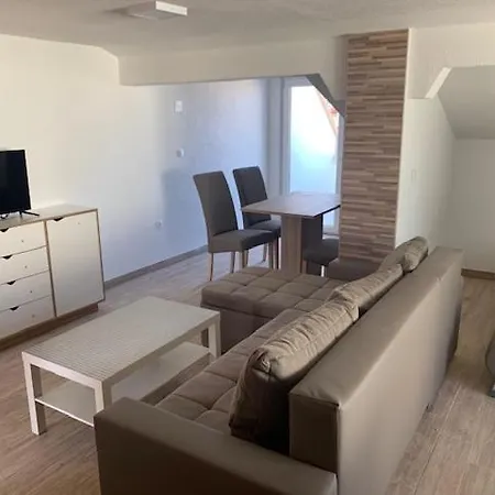Apartmani Dobra Villa Vodice Exterior photo