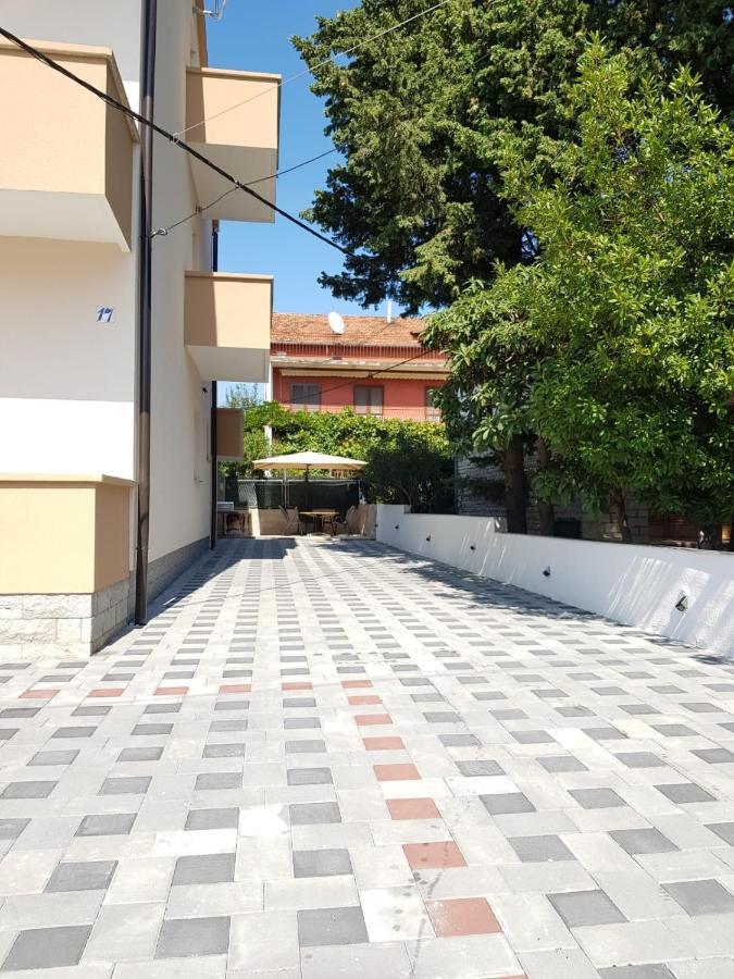 Apartament Dobra *