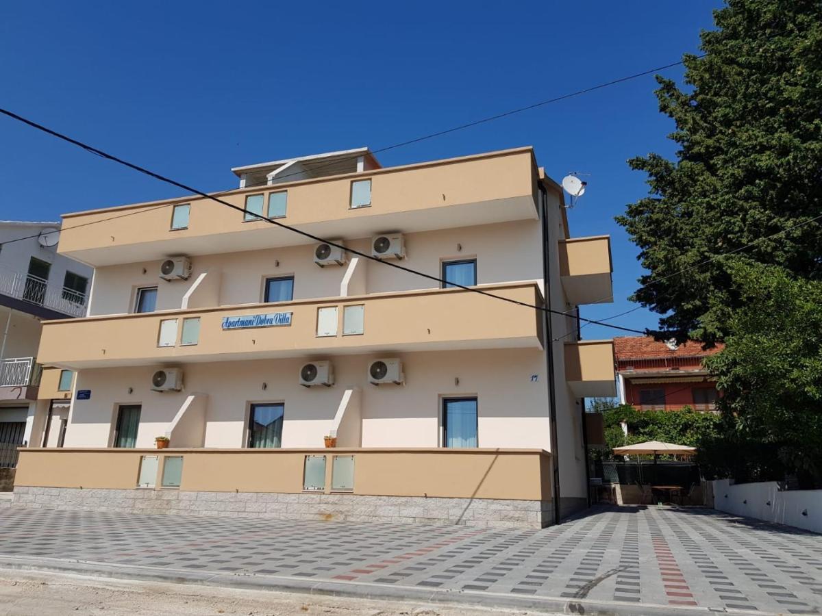 Dobra Apartament *