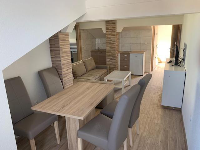 Apartament Dobra